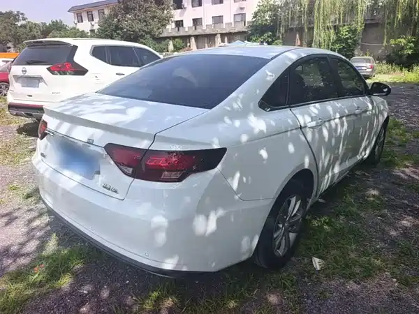 Geely Emgrand GL 2021