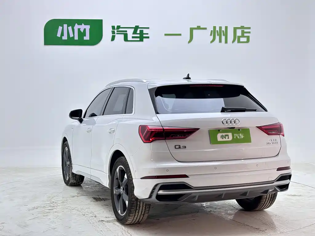 Audi Q3 2022 — фото 4