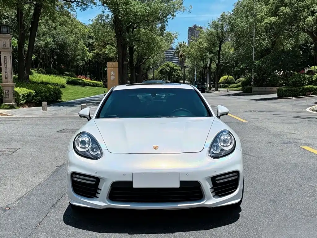 Porsche Panamera 2015