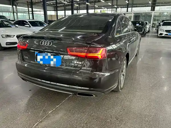 Audi A6L 2012