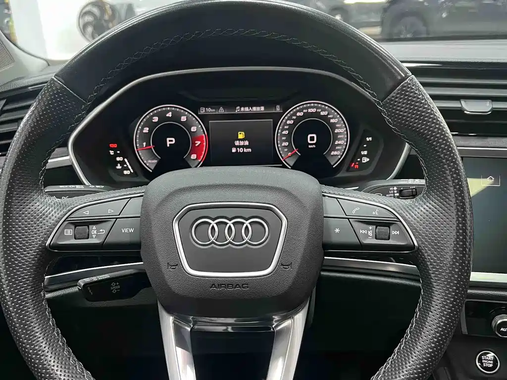Audi Q3 Sportback 2023 — фото 18
