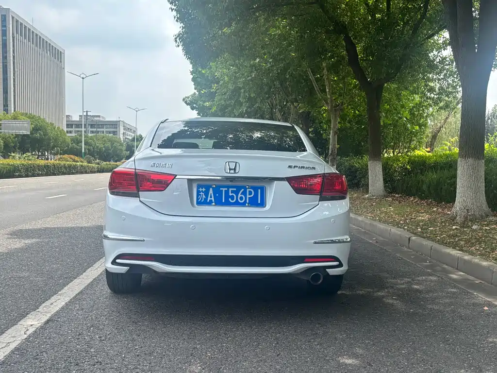 Honda Spirior 2016 — фото 4