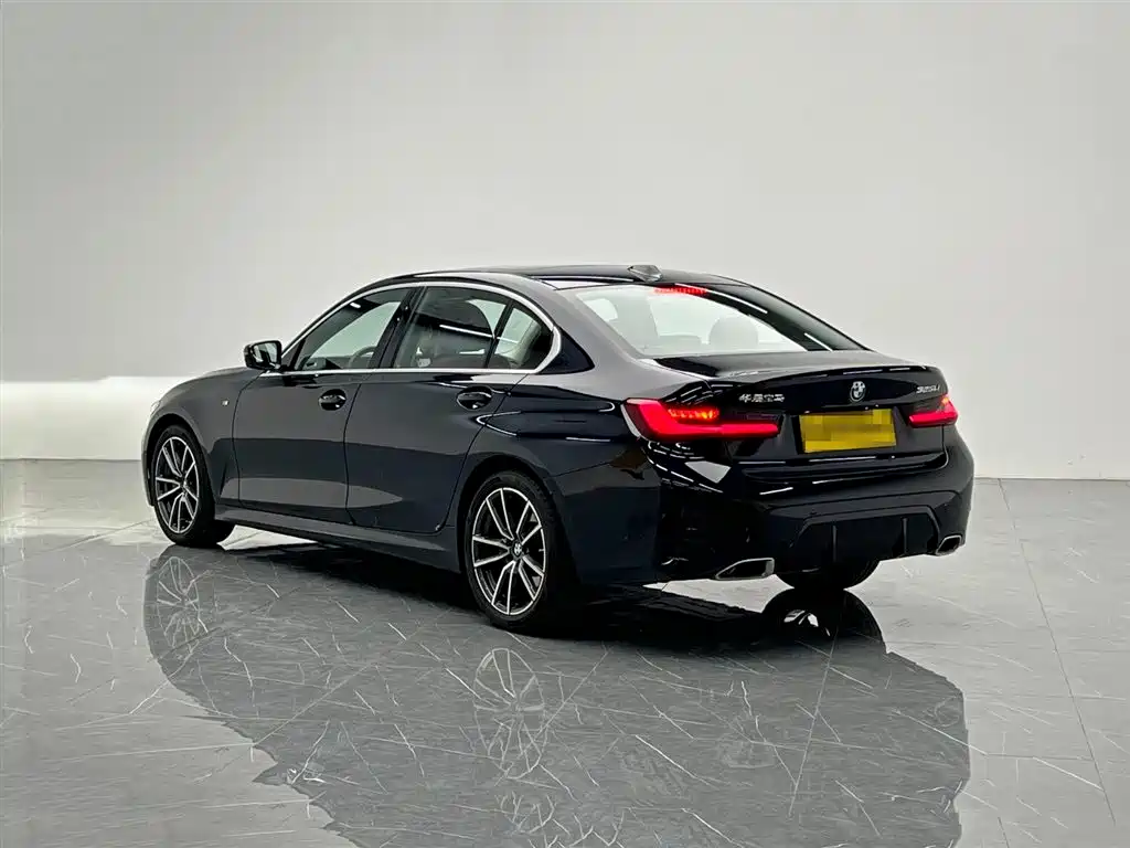 BMW 3 Series 2025