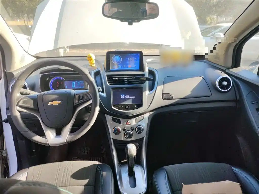 Chevrolet Trax 2015 — фото 13