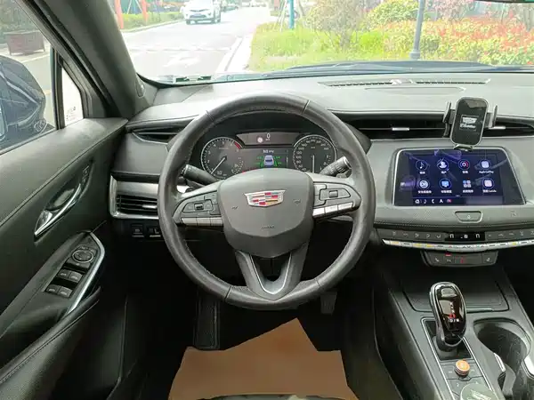 Cadillac XT4 2020