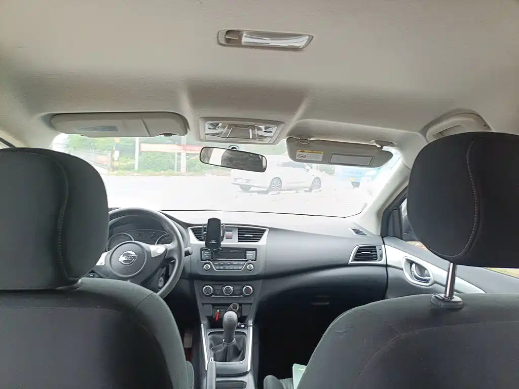 Nissan Sylphy 2020 — фото 14