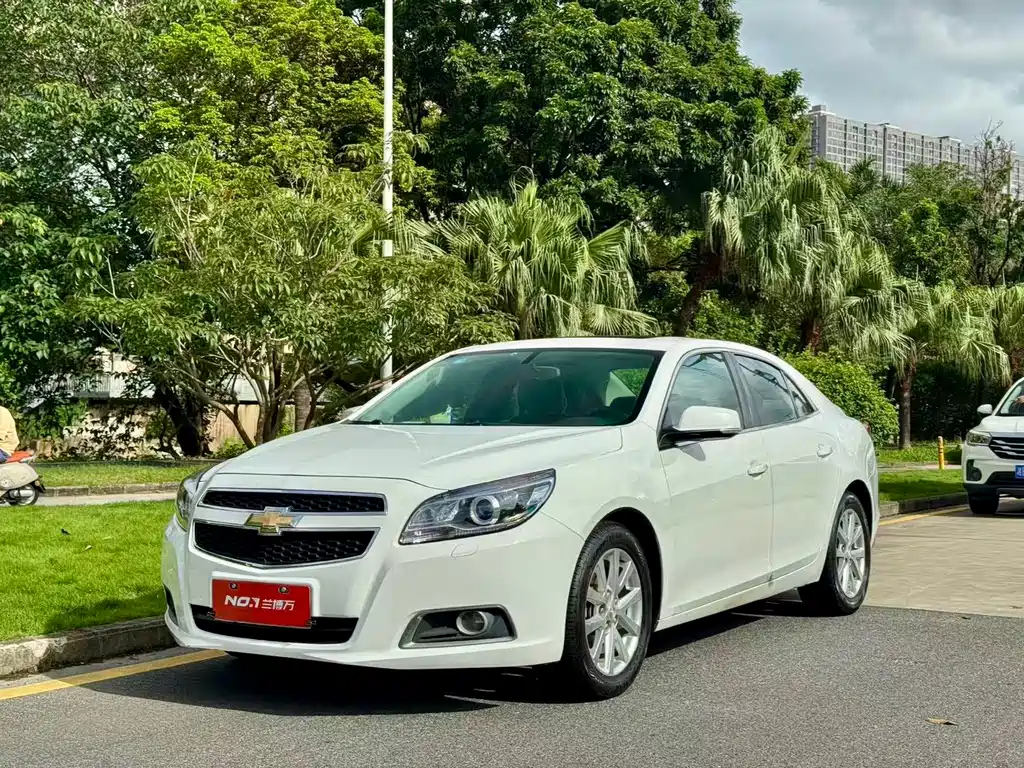 Chevrolet Malibu 2015 — фото 1