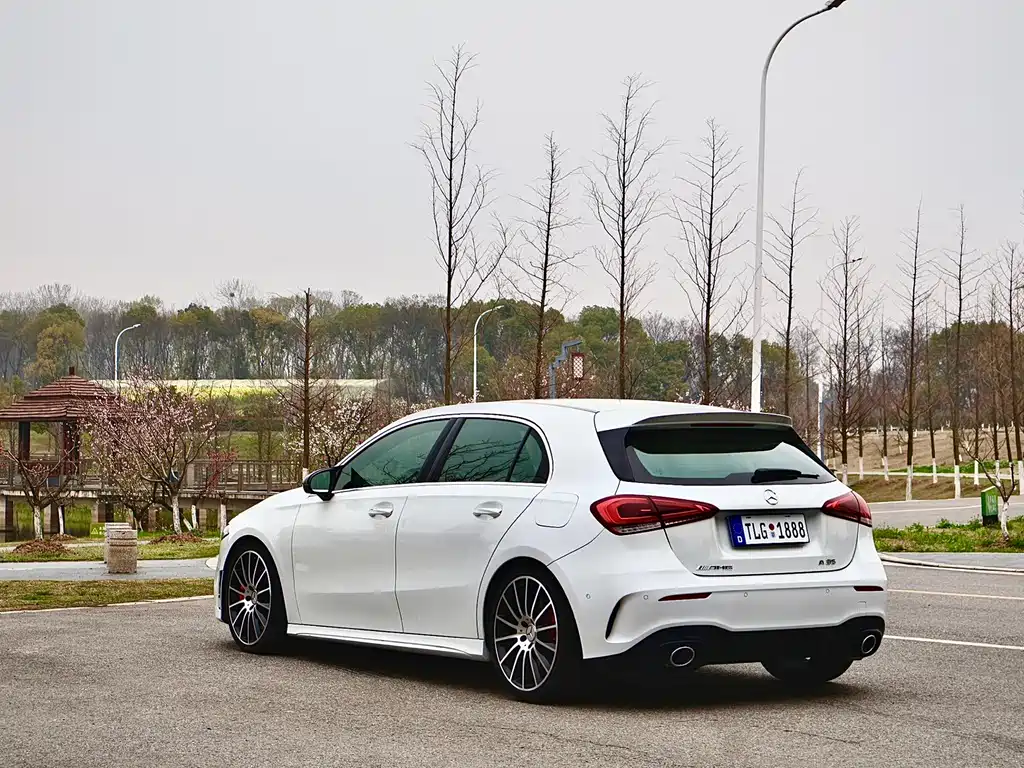 Mercedes-Benz A-Class AMG 2021