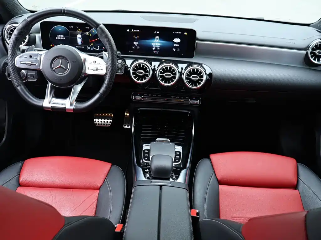 Mercedes-Benz A-Class AMG 2021 — фото 8