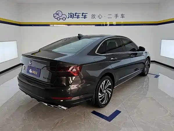Volkswagen Sagitar 2021