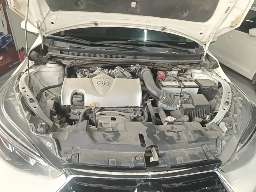 Toyota Yaris L 2021 — фото 20