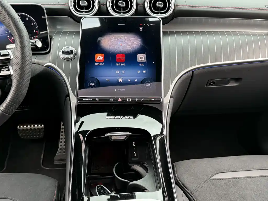 Mercedes-Benz GLC AMG 2026 — фото 16