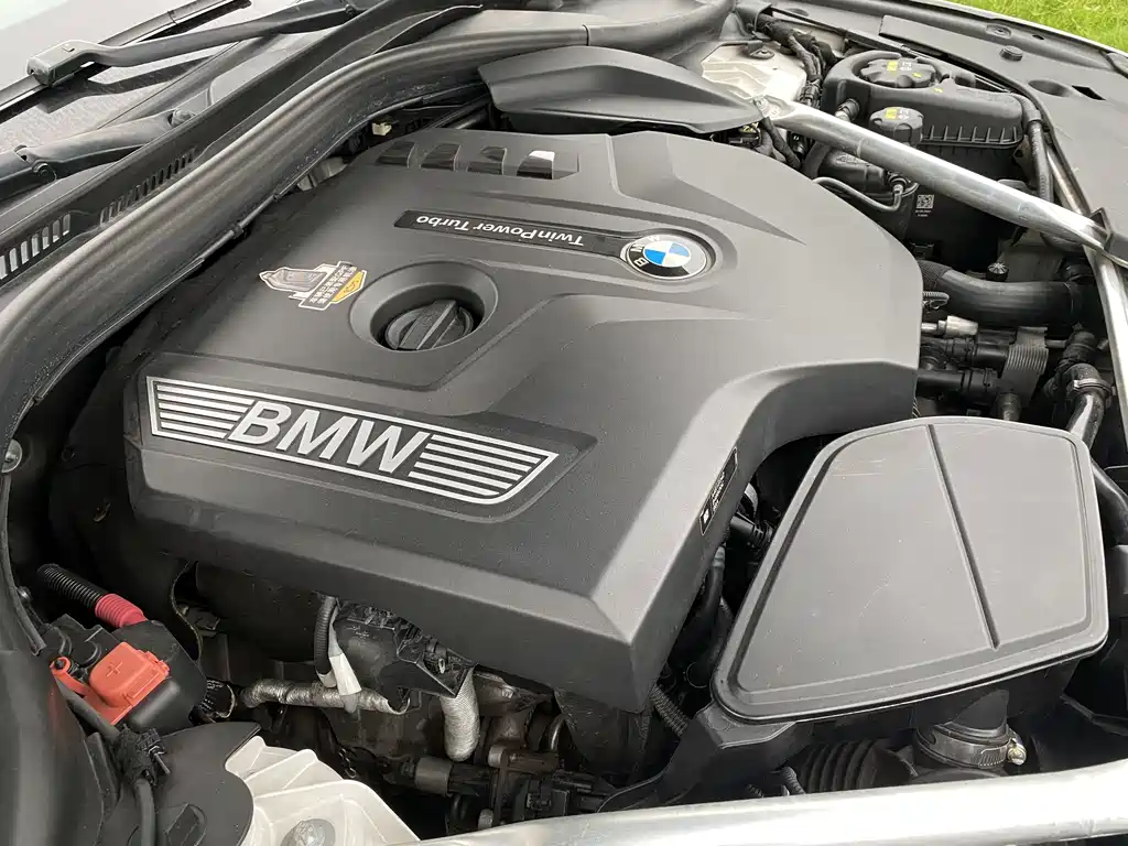 BMW 5 Series 2020 — фото 17