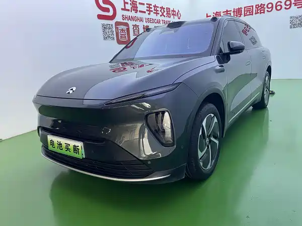 NIO ES8 2023