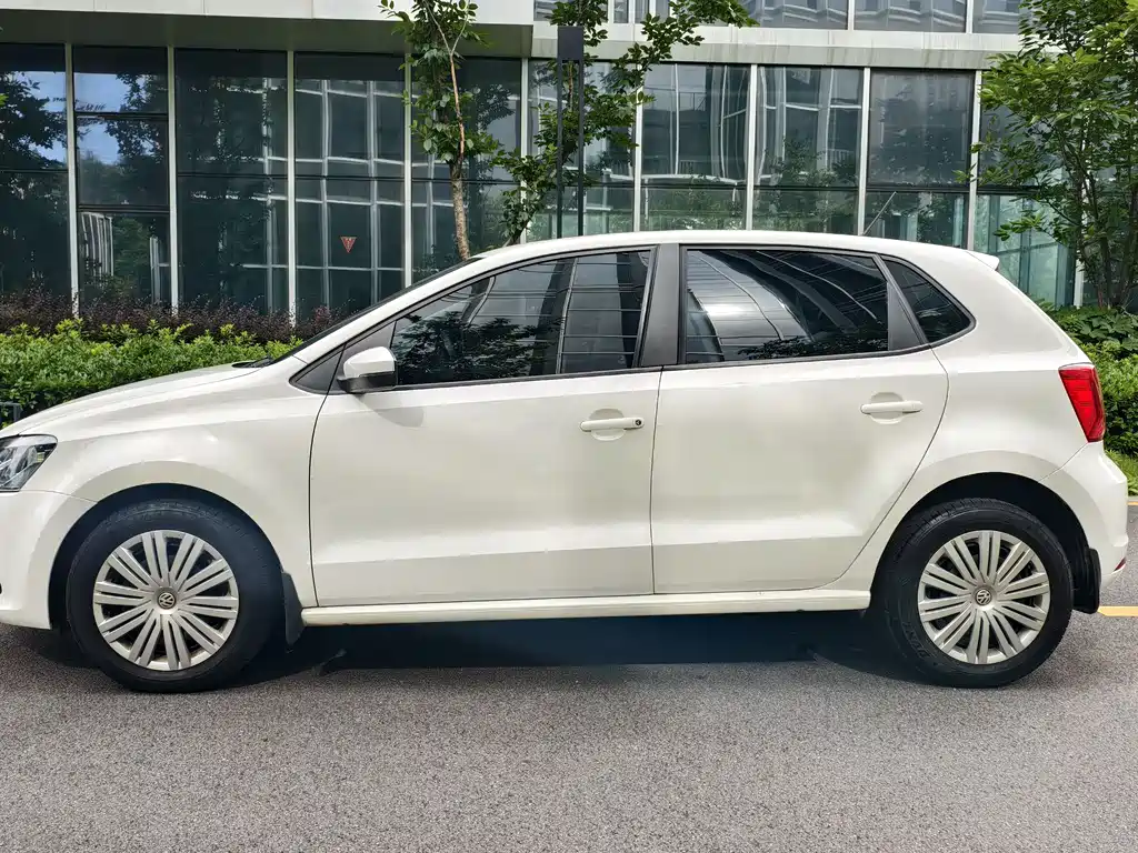 Volkswagen Polo 2018 — фото 9