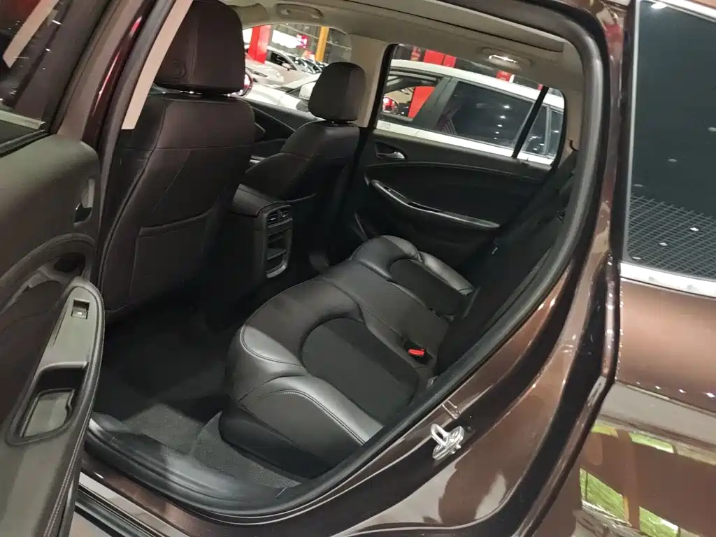 Buick Envision Plus 2020 — фото 13
