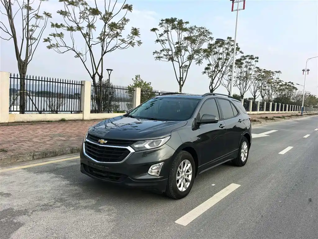 Chevrolet Equinox 2019 — фото 1