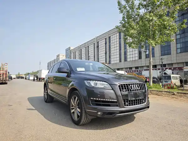 Audi Q7 2011