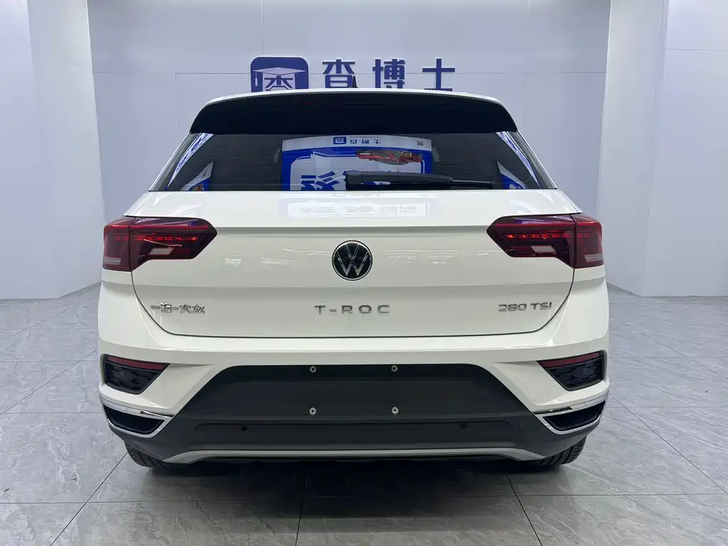Volkswagen T-Roc 2023 — фото 16