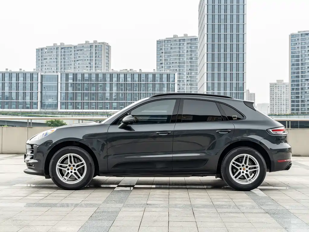 Porsche Macan 2019 — фото 4