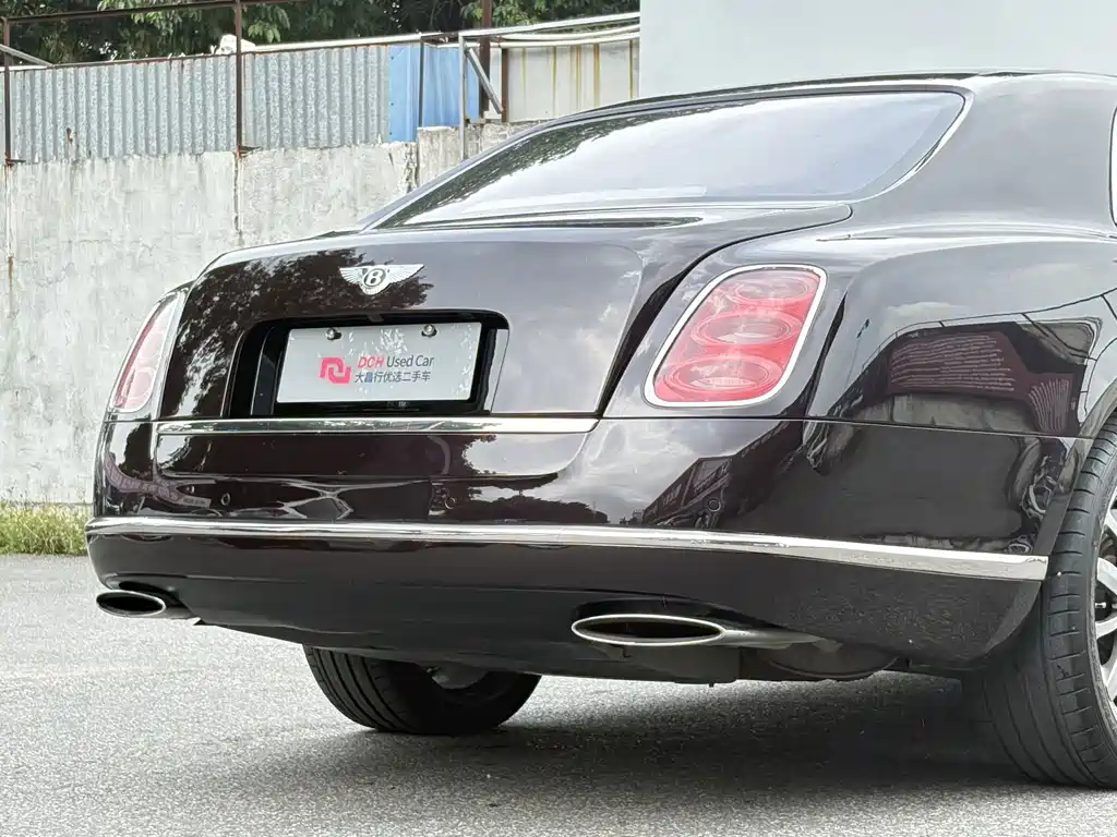 Bentley Mulsanne 2014 — фото 26