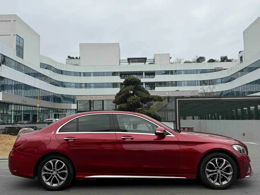 Mercedes-Benz C-Class 2016 — фото 13