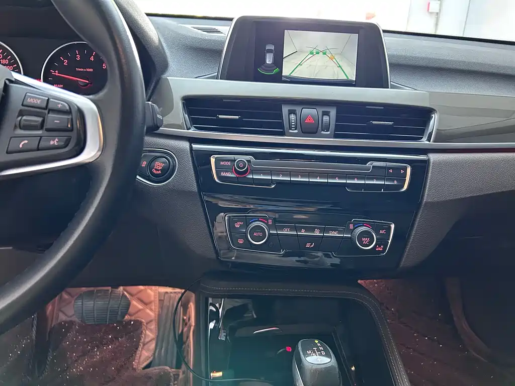 BMW X1 2018 — фото 18