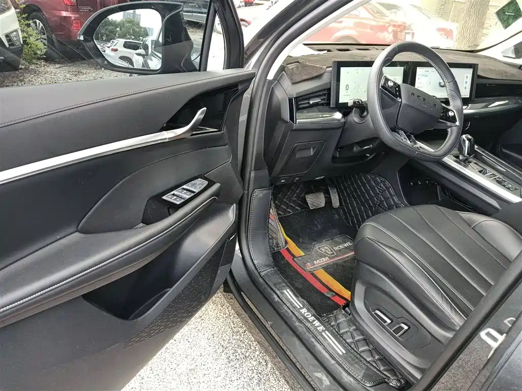 Roewe RX5 MAX 2023 — фото 16