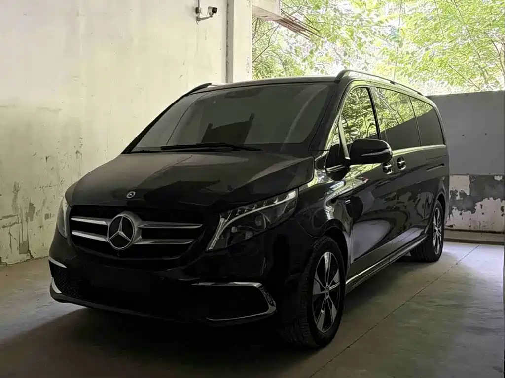 Mercedes-Benz V-Class 2024