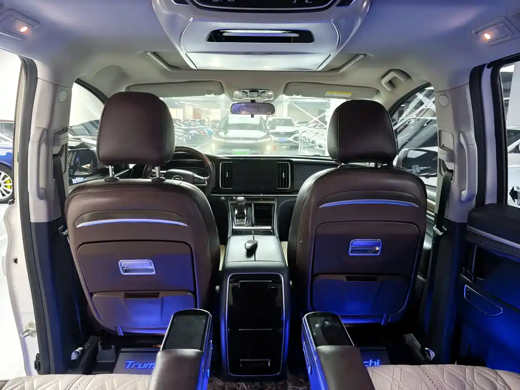 GAC Motor Trumpchi M8 2021 — фото 10