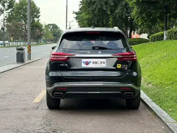 Hongqi HS5 2022