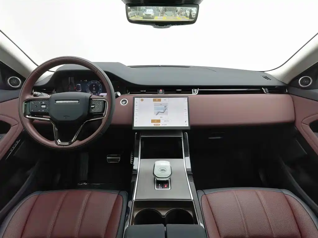 Land Rover Evoque 2025 — фото 5