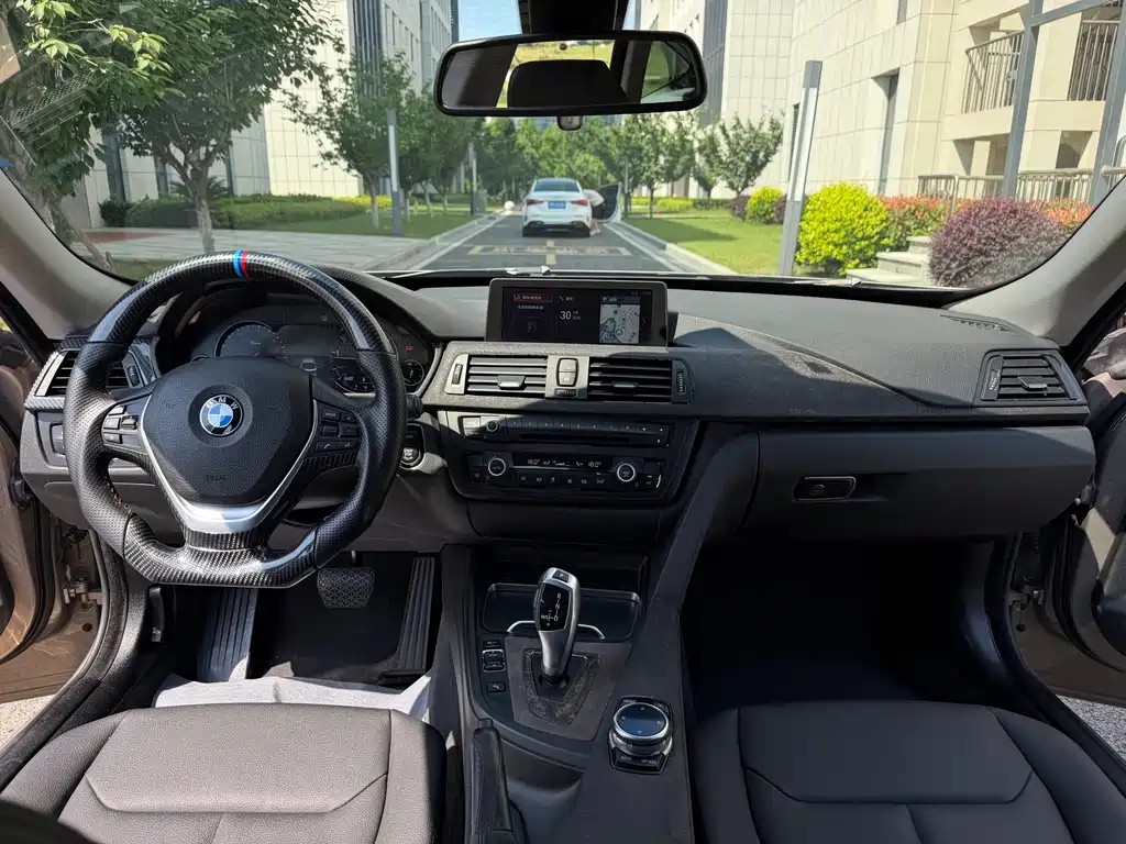 BMW 3 Series GT 2016 — фото 15