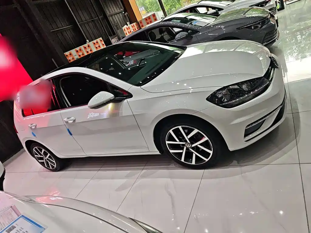 Volkswagen Golf 2020