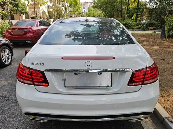 Mercedes-Benz E-Class 2016