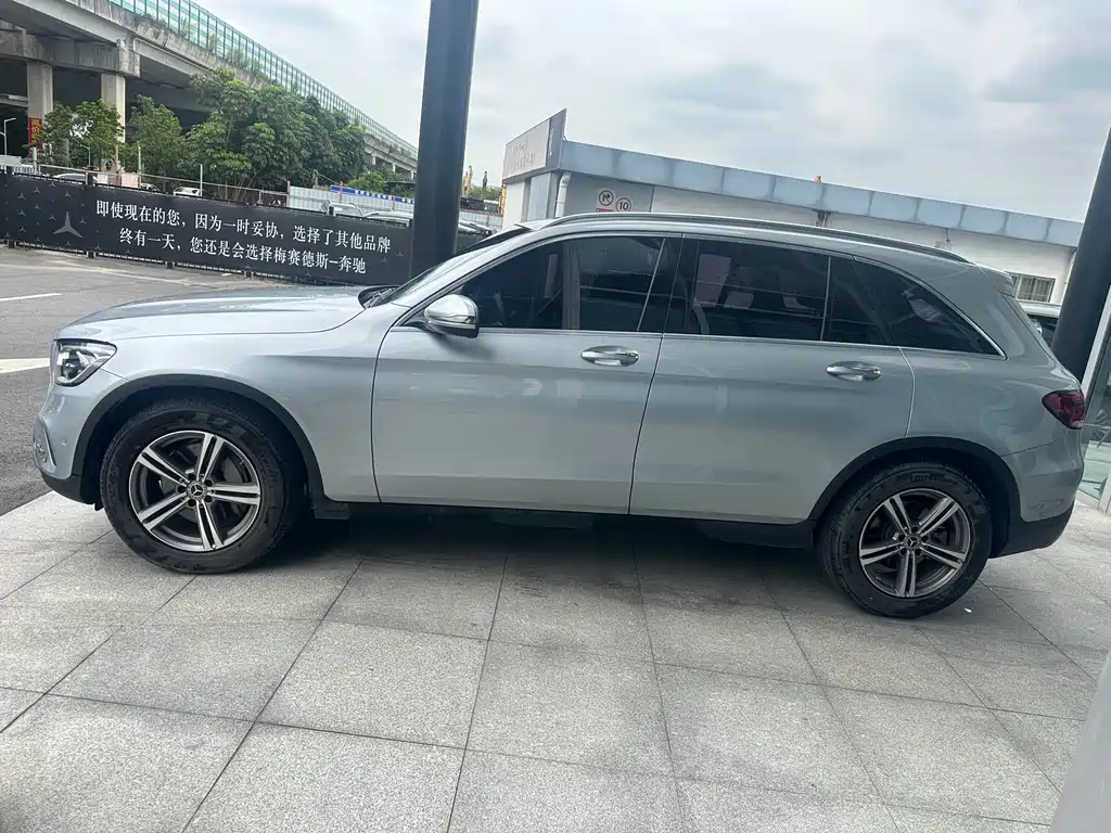 Mercedes-Benz GLC 2021 — фото 12