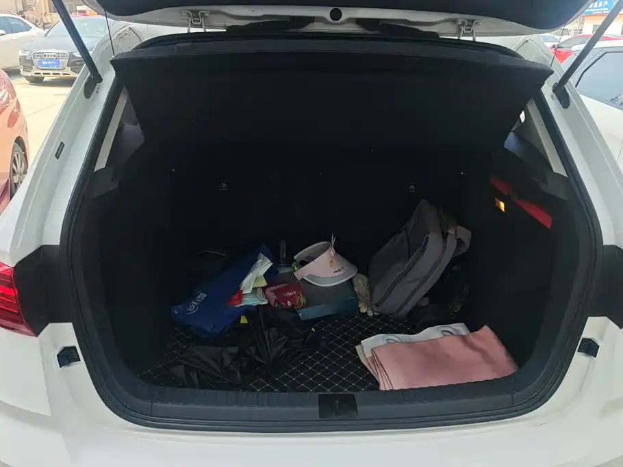 Volkswagen Tharu 2021