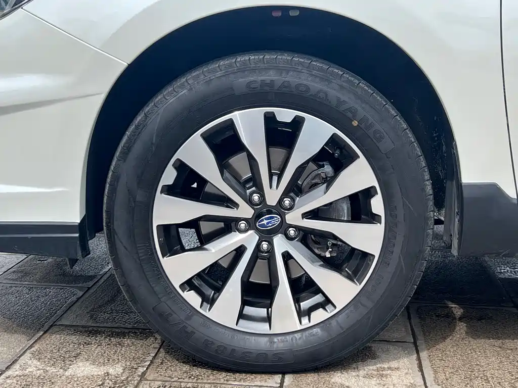 Subaru Outback 2017 — фото 23