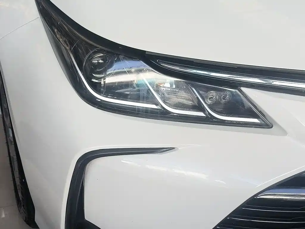Toyota Corolla 2020 — фото 10