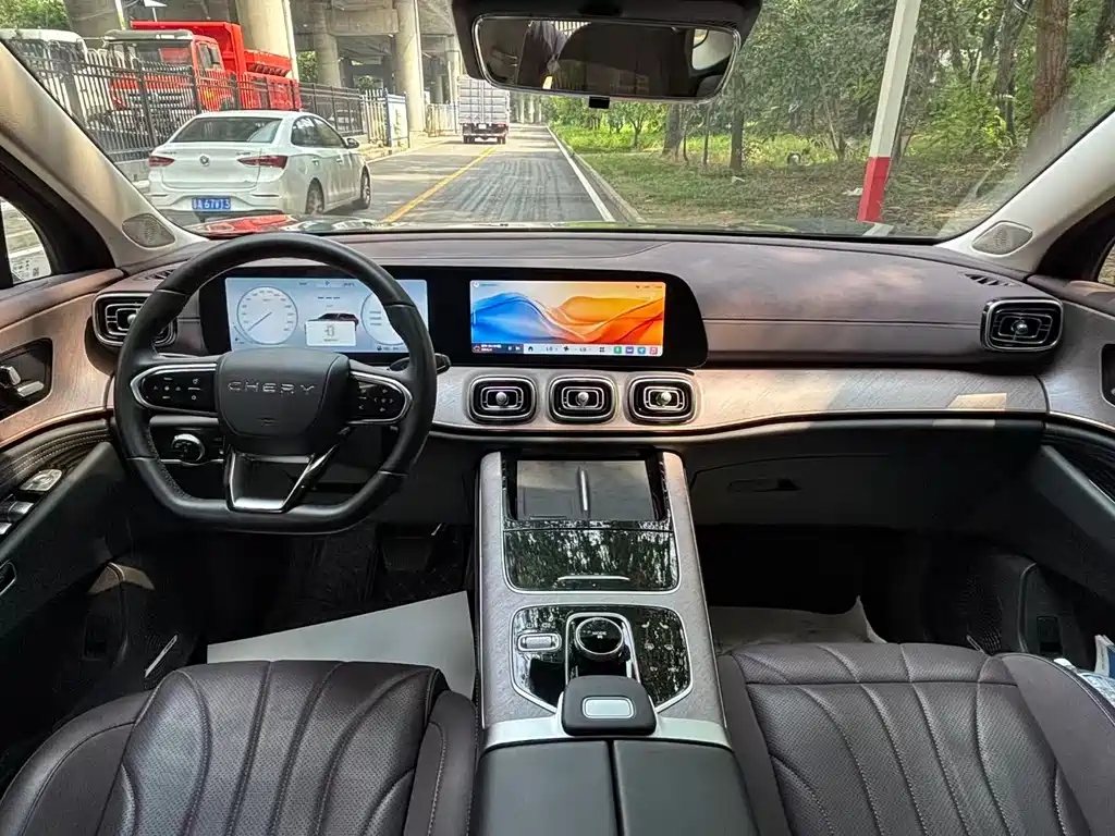 Chery Tiggo 9 C-DM 2025 — фото 11