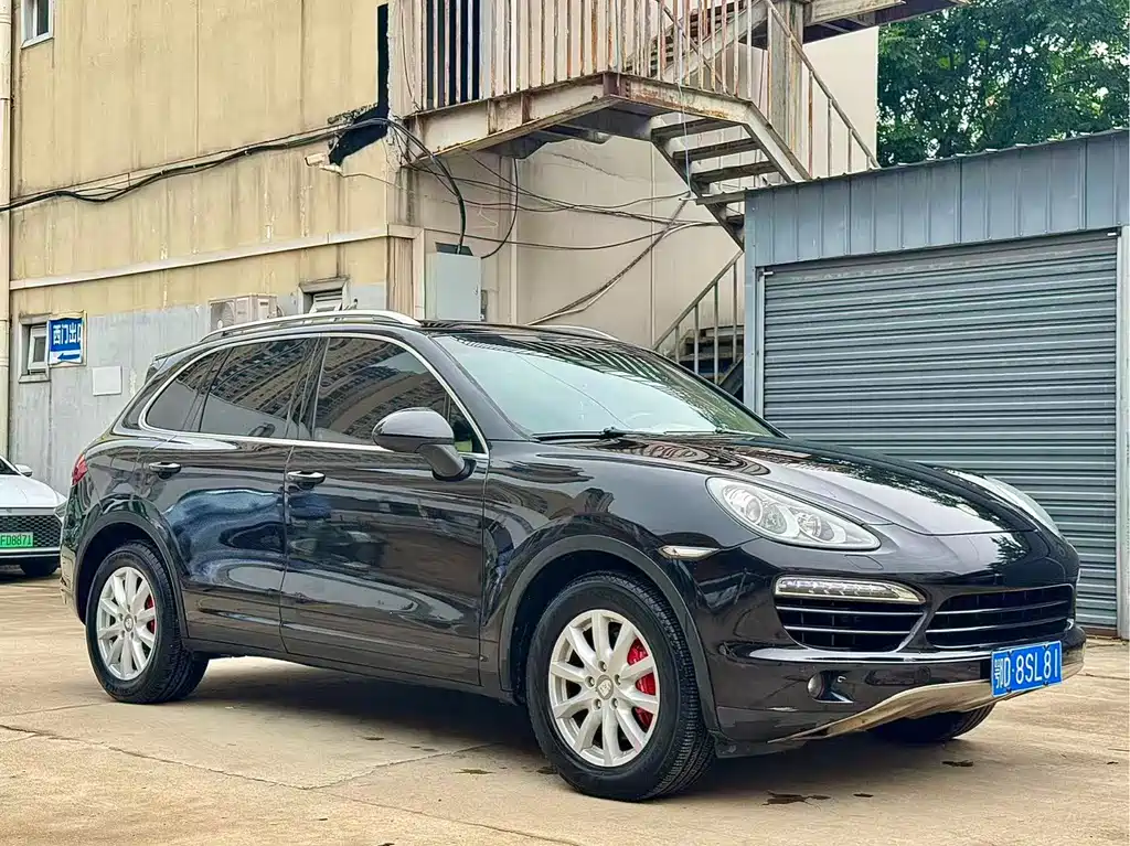 Porsche Cayenne 2011