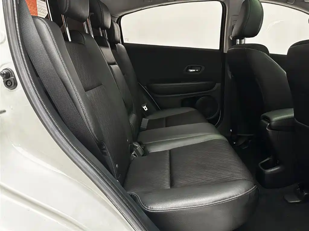 Honda Vezel 2021 — фото 13