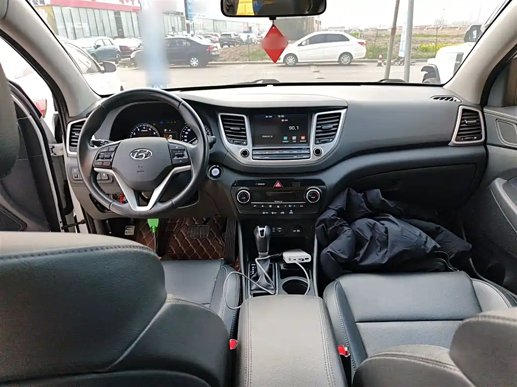 Hyundai Tucson 2018 — фото 6