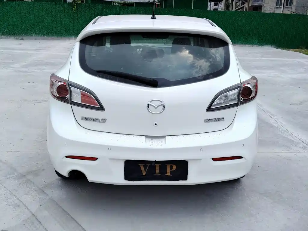 Mazda 3 Xingcheng 2013 — фото 4