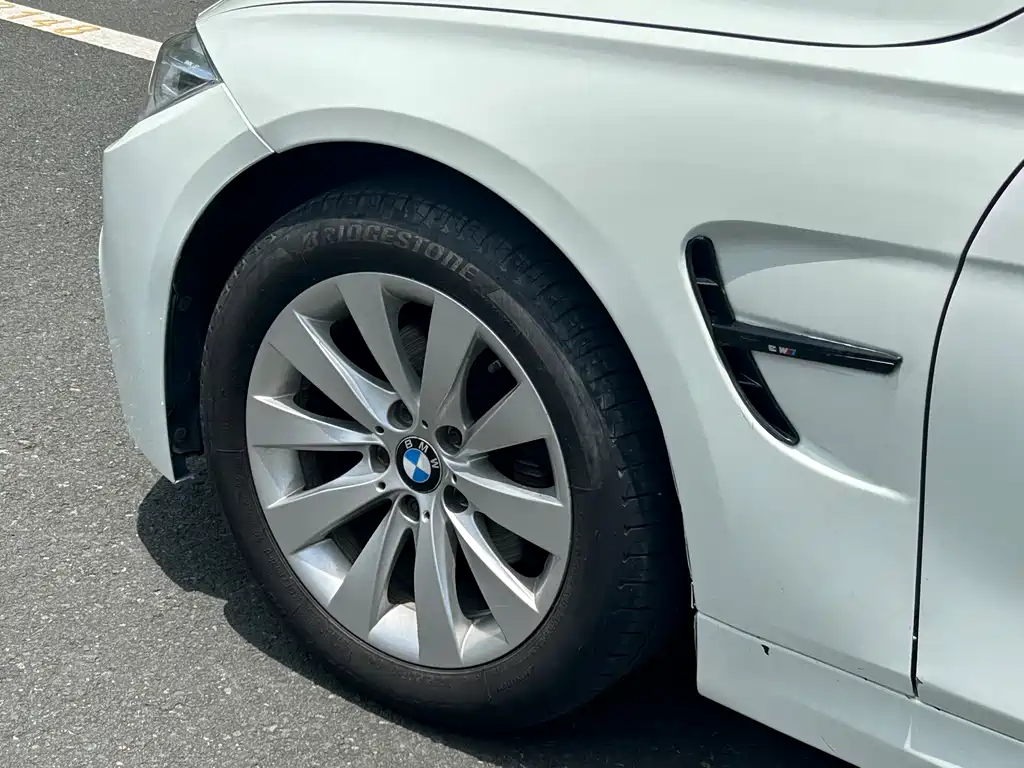 BMW 3 Series 2013 — фото 11