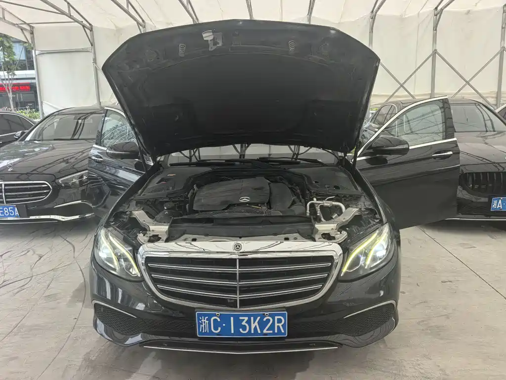 Mercedes-Benz E-Class 2019 — фото 10
