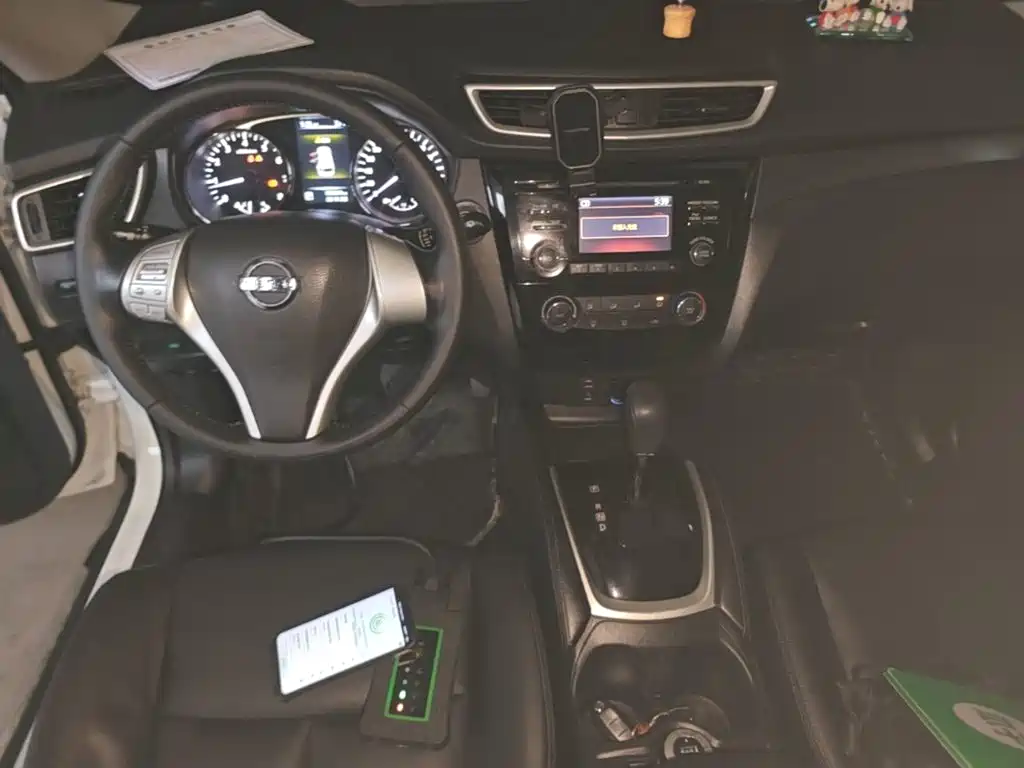 Nissan X-Trail 2016 — фото 10