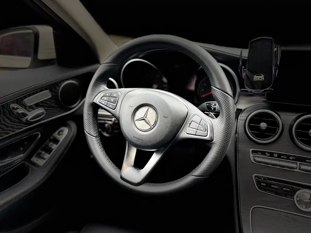 Mercedes-Benz C-Class 2016