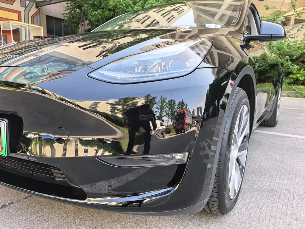 Tesla Model Y 2022 — фото 4