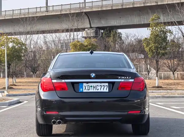 BMW 7 Series 2009